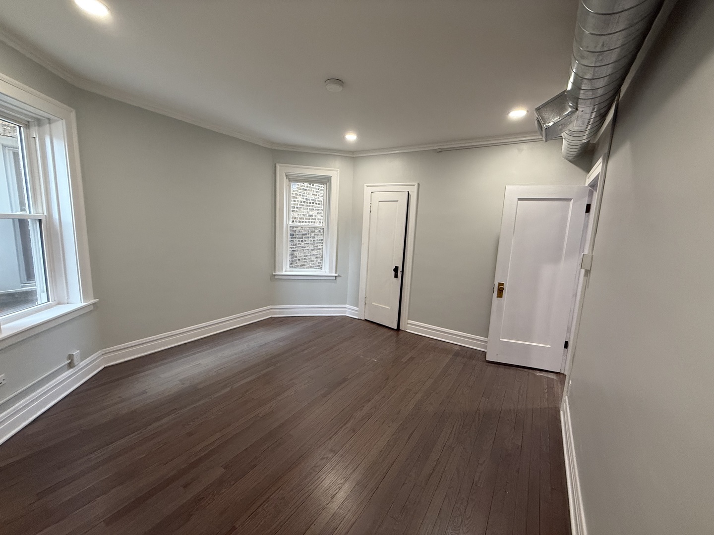 2827 W Lunt Avenue #1, Chicago, IL 60645