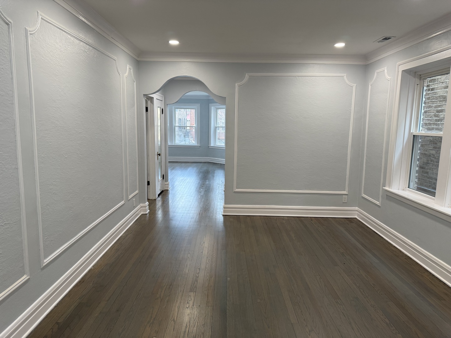 2827 W Lunt Avenue #1, Chicago, IL 60645