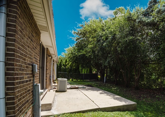 940 Tanglewood Drive, Wheeling, IL 60090