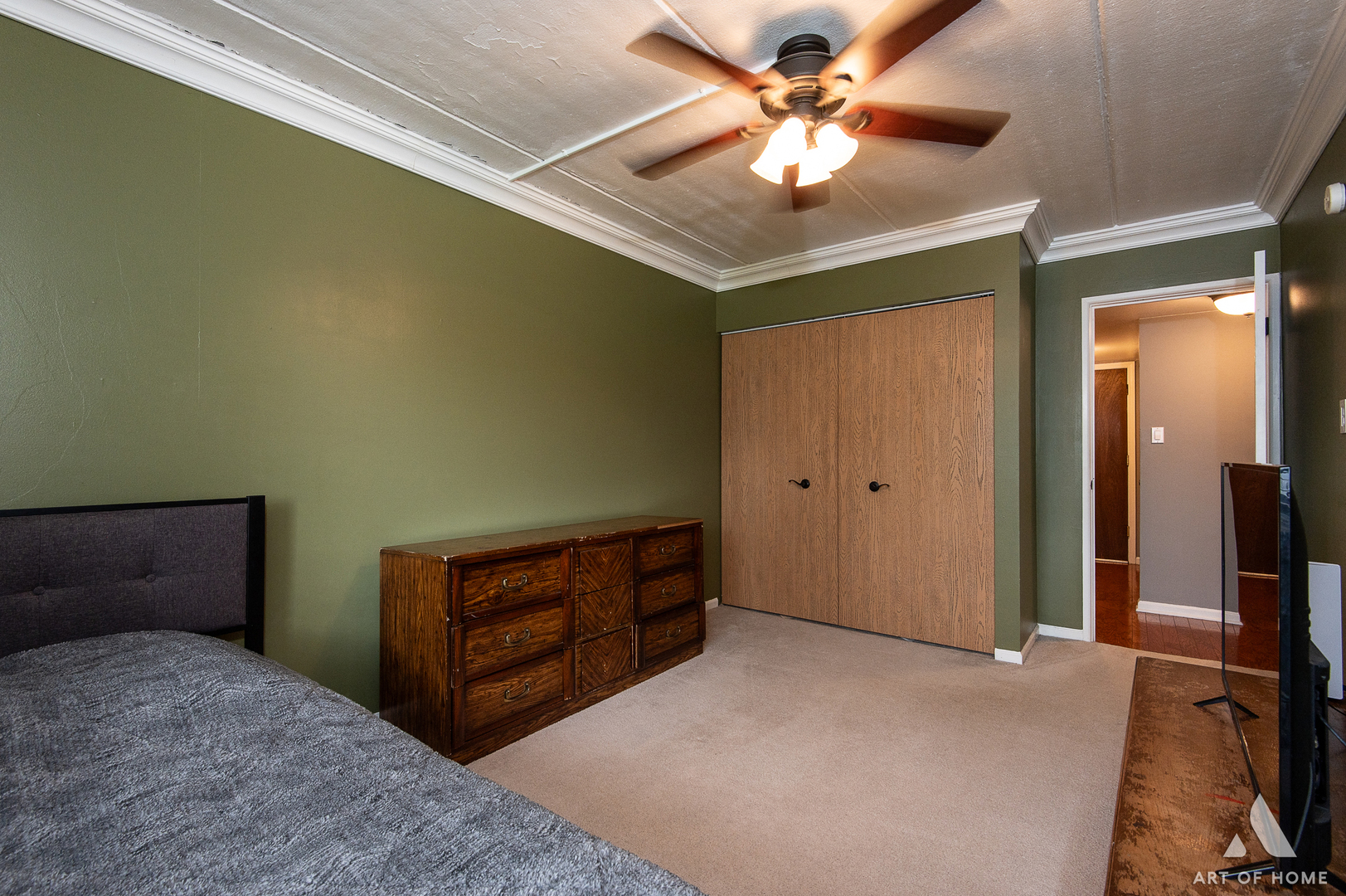 7930 Woodglen Lane #204, Downers Grove, IL 60516