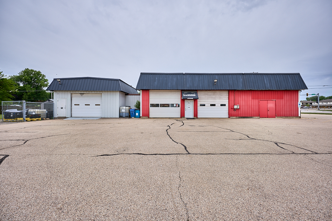 110 Sugar Grove Parkway, Sugar Grove, IL 60554