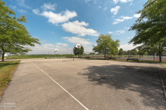 8513 Sawyer Court, Joliet, IL 60431