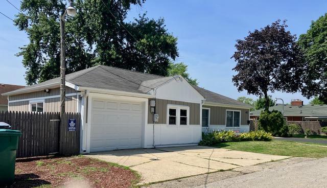 612 E Division Street, Lockport, IL 60441