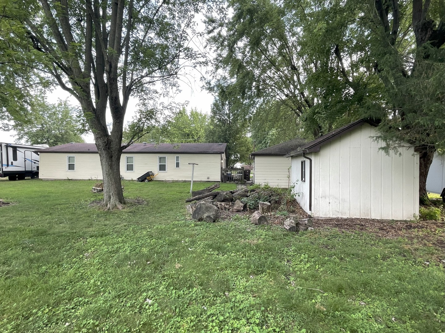 209 E North Street, Gardner, IL 60424