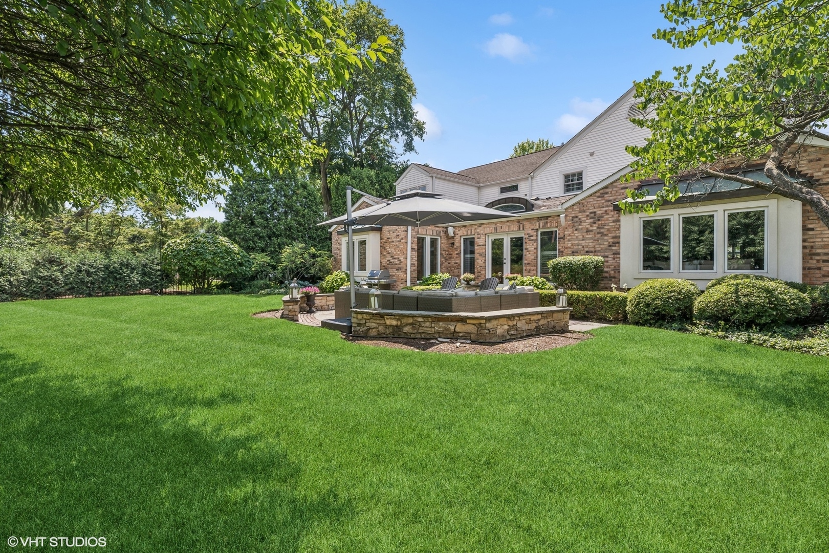 423 S Beverly Lane, Arlington Heights, IL 60005