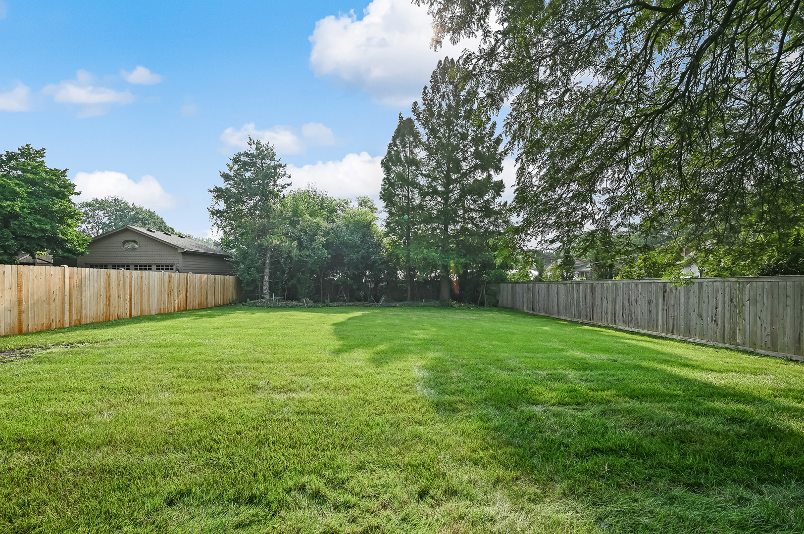 5615 S Elm Street, Hinsdale, IL 60521