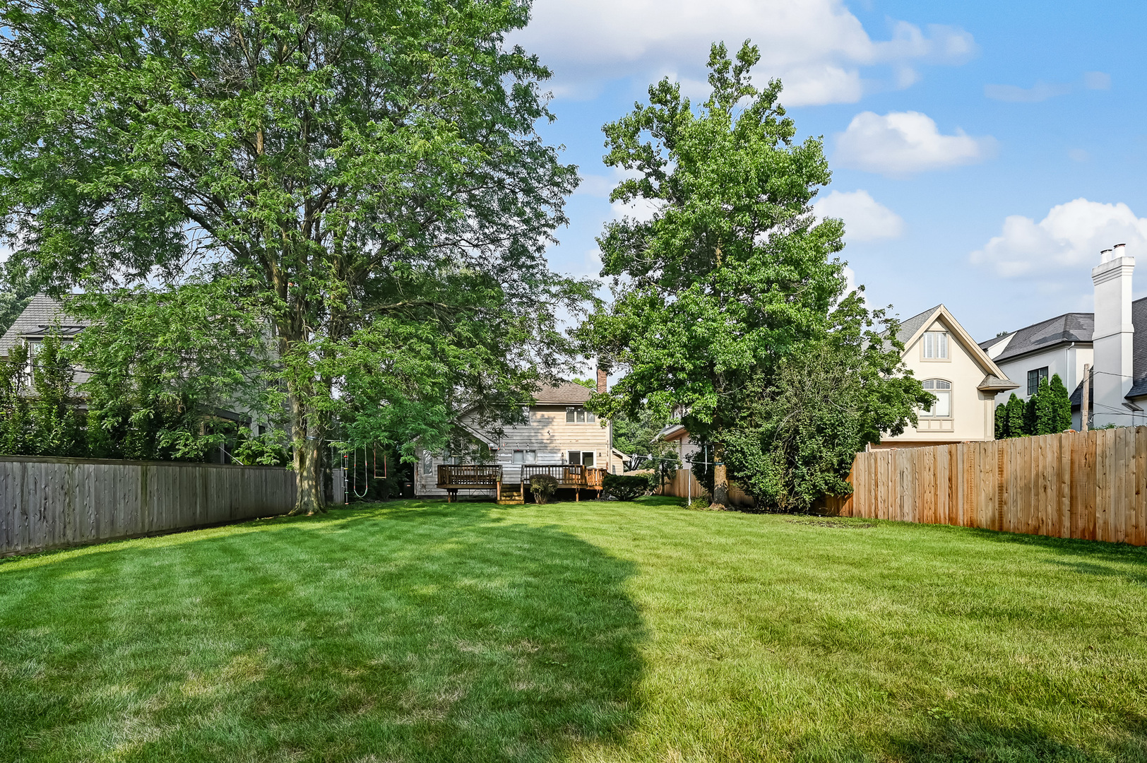 5615 S Elm Street, Hinsdale, IL 60521