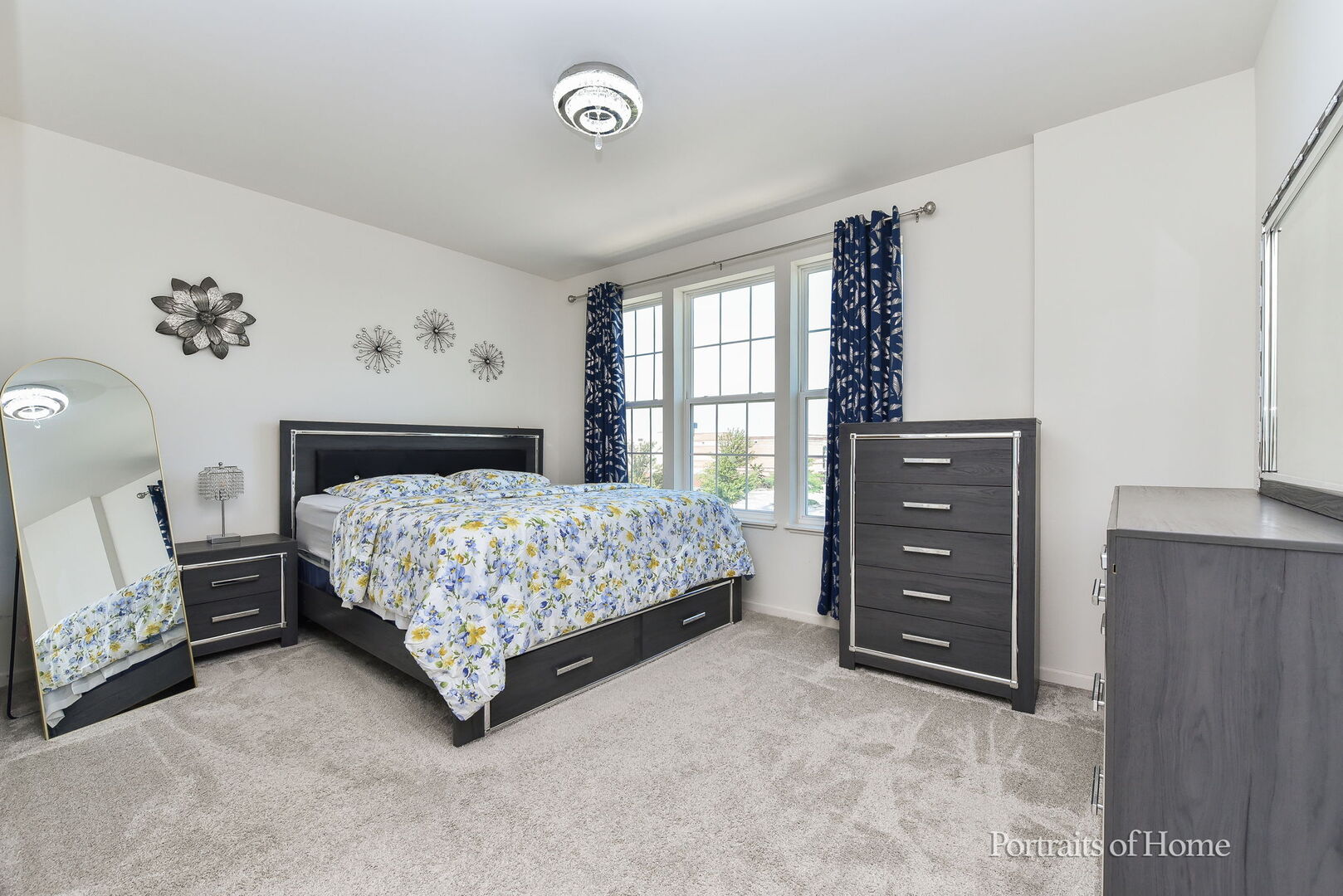 2906 REFLECTION Drive, Naperville, IL 60564