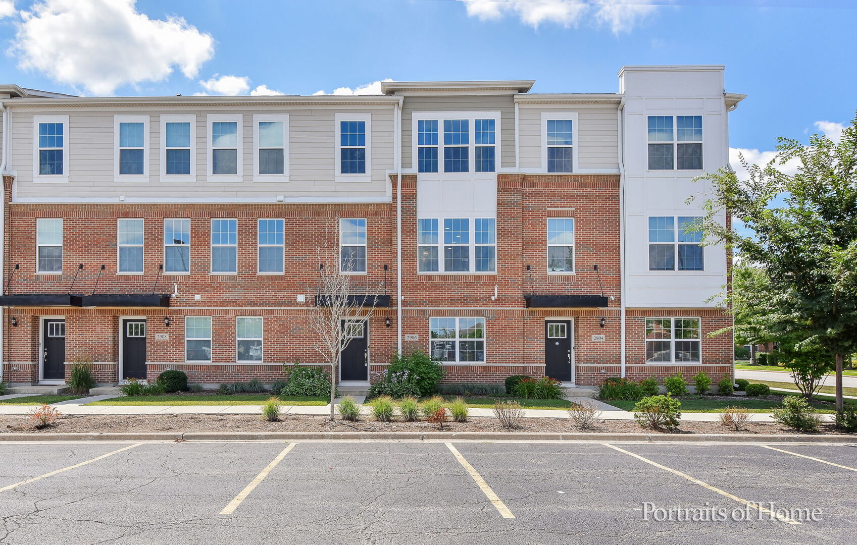 2906 REFLECTION Drive, Naperville, IL 60564