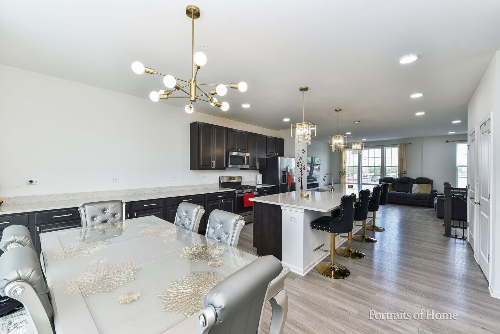 2906 REFLECTION Drive, Naperville, IL 60564