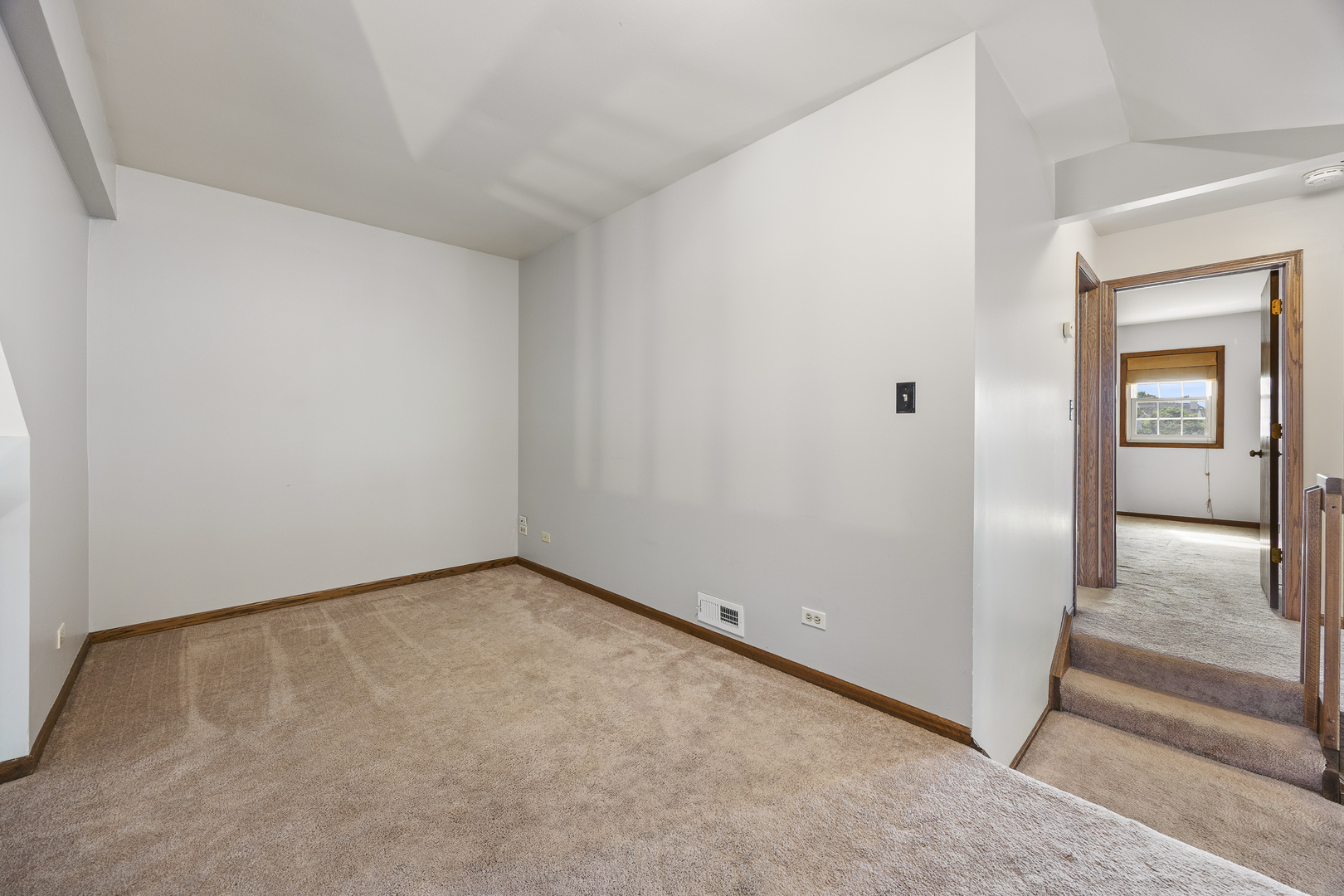 27W414 MELROSE Lane, Winfield, IL 60190