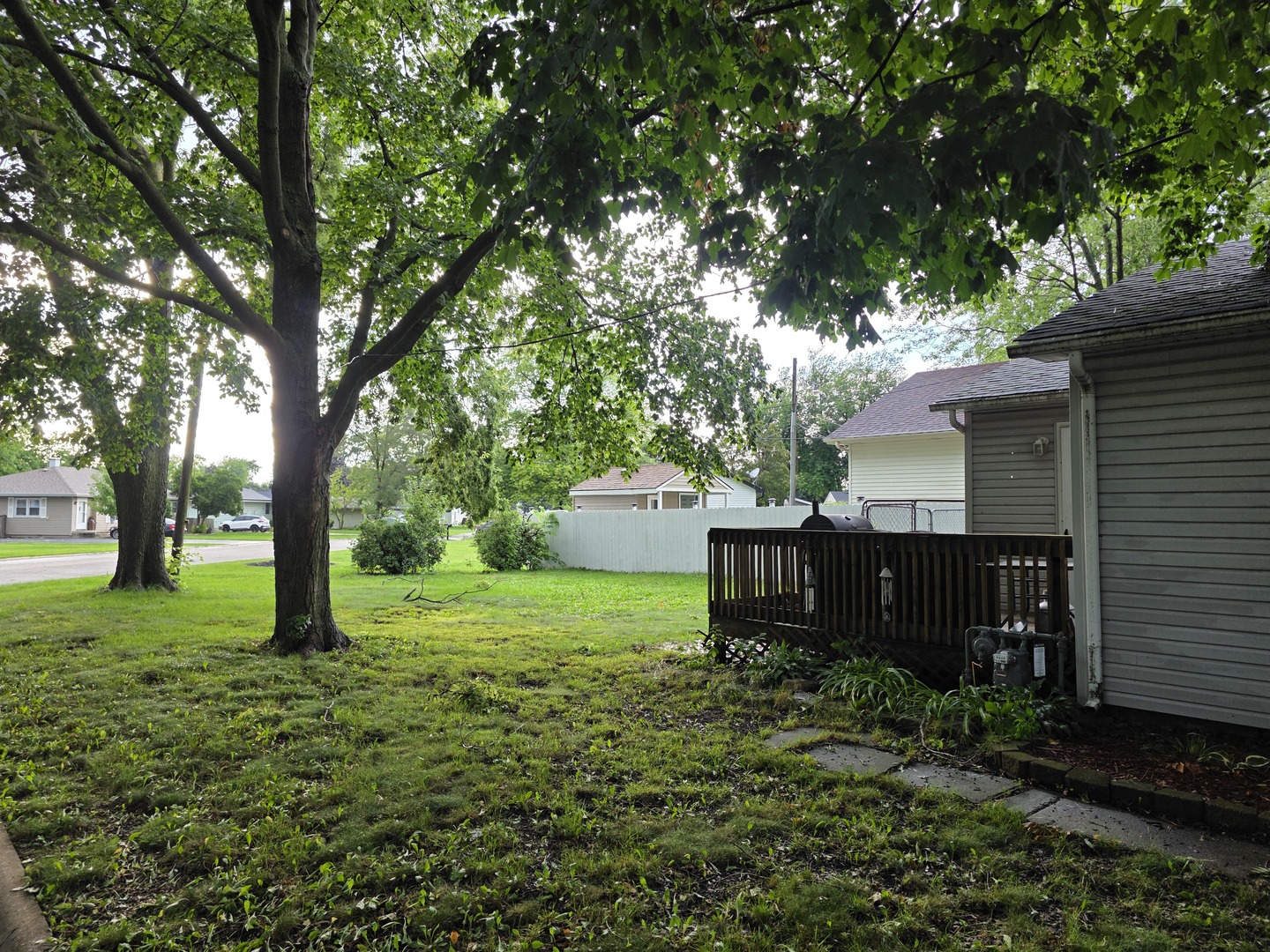 2251 Grandview Avenue, Crest Hill, IL 60403