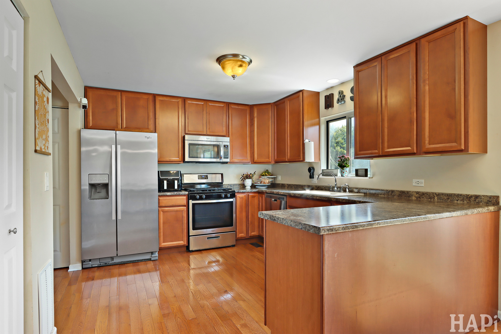 5895 Delaware Avenue, Gurnee, IL 60031