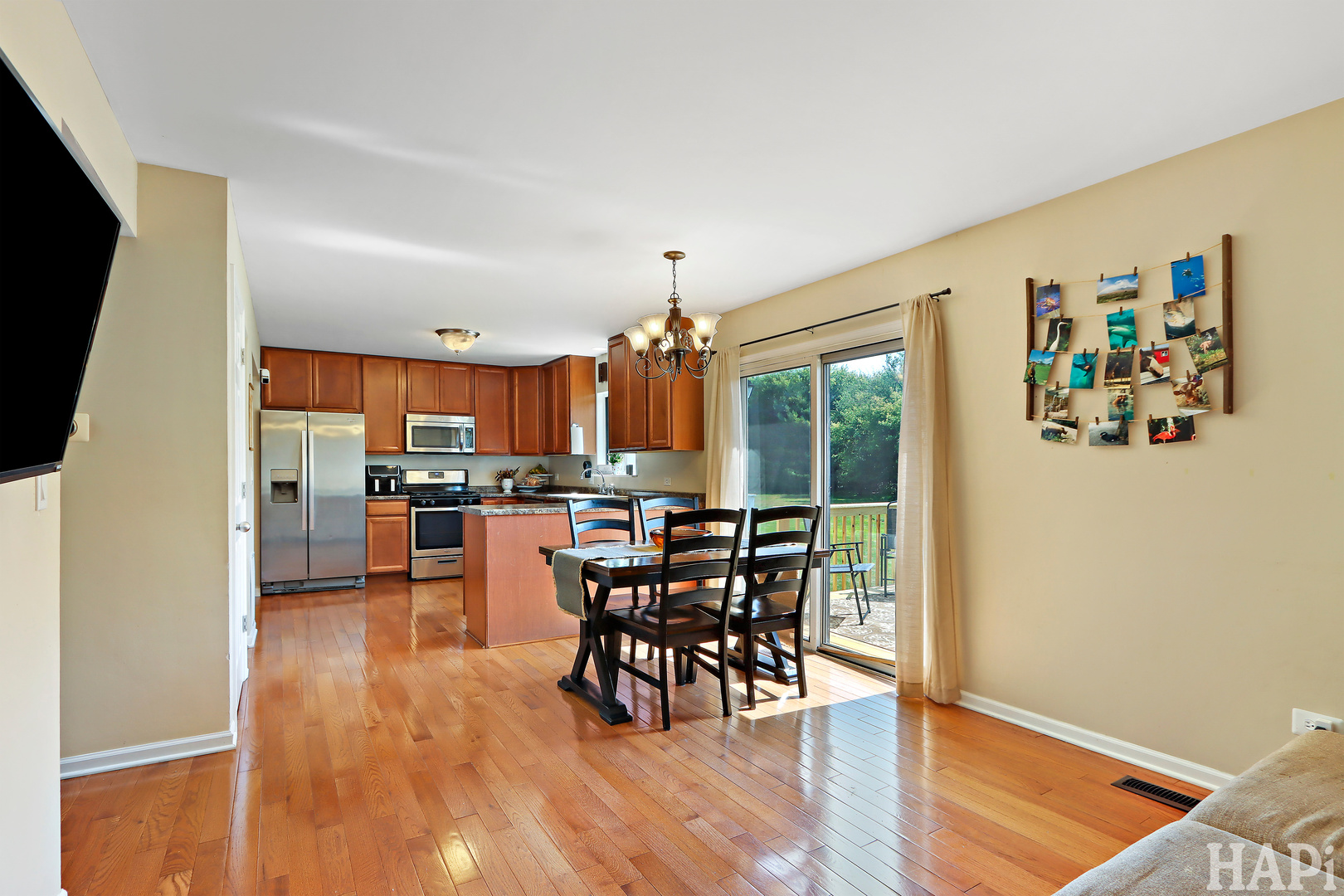 5895 Delaware Avenue, Gurnee, IL 60031
