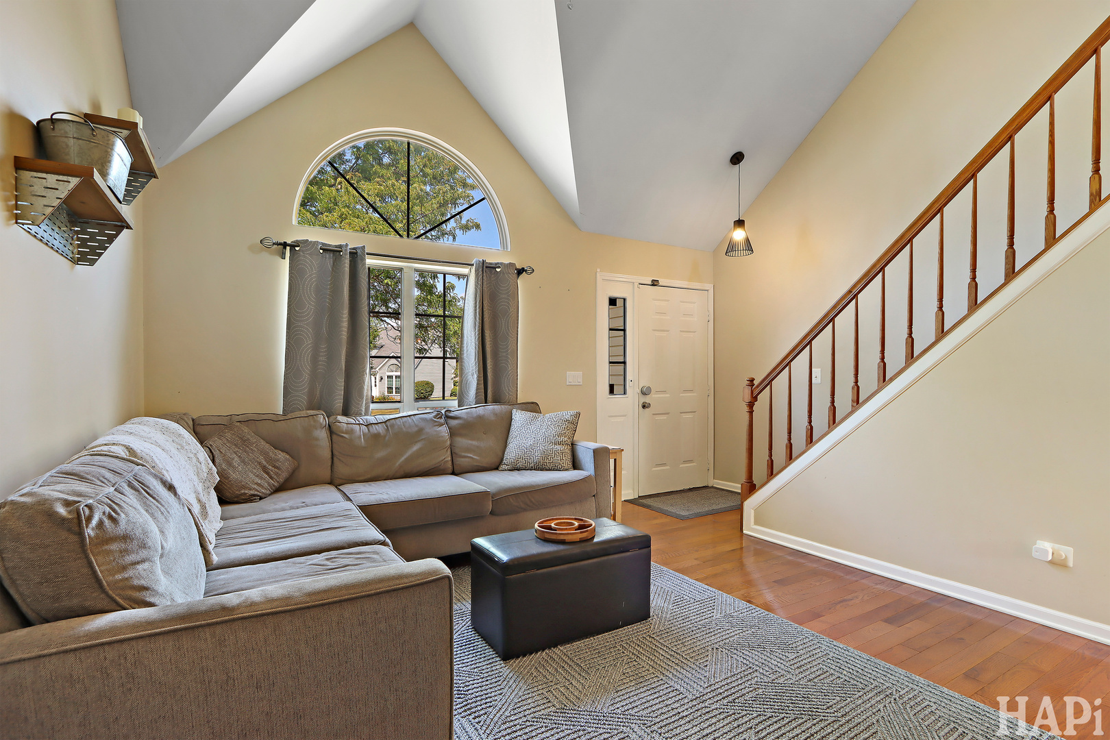 5895 Delaware Avenue, Gurnee, IL 60031