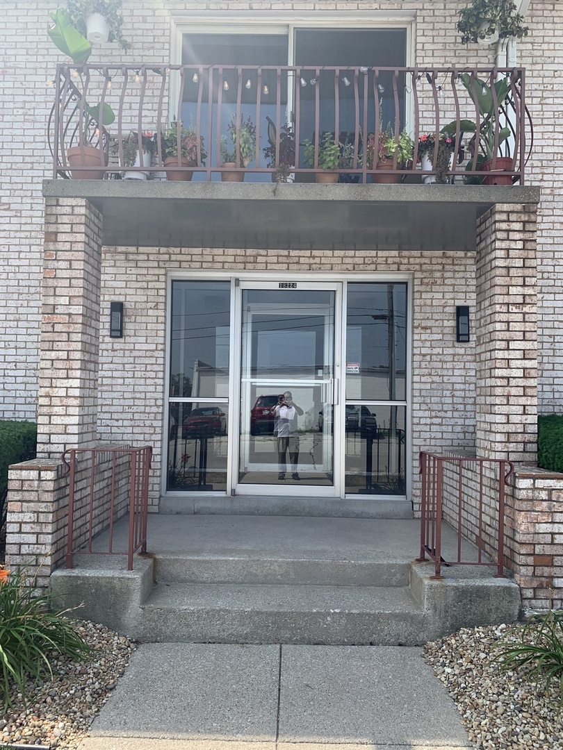 18224 Wentworth Avenue #7, Lansing, IL 60438