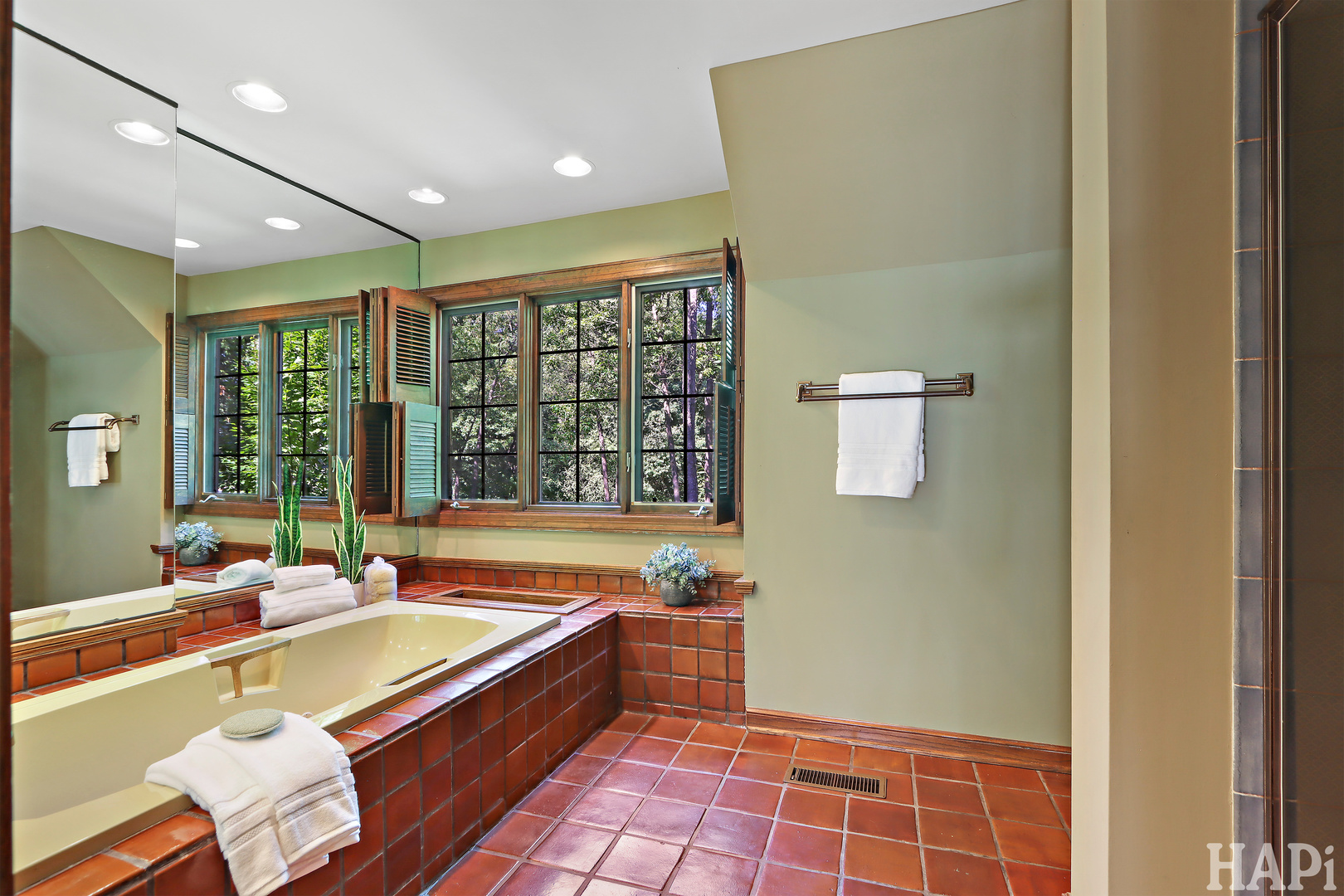 23785 W Barnswallow Lane, Wauconda, IL 60084