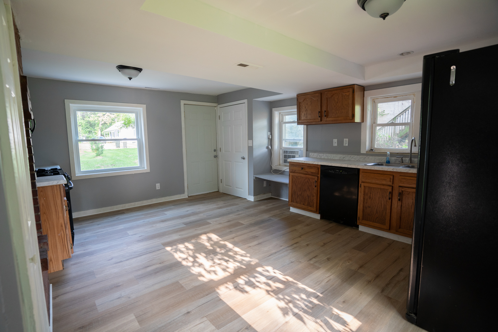 42448 N Lake Avenue, Antioch, IL 60002