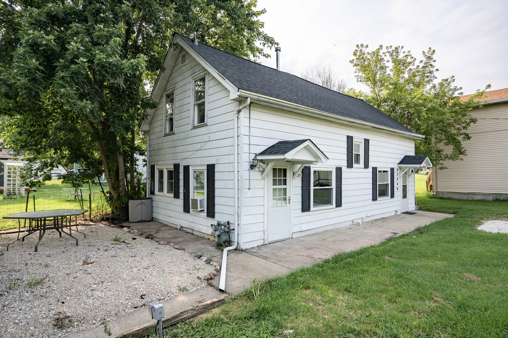 42448 N Lake Avenue, Antioch, IL 60002
