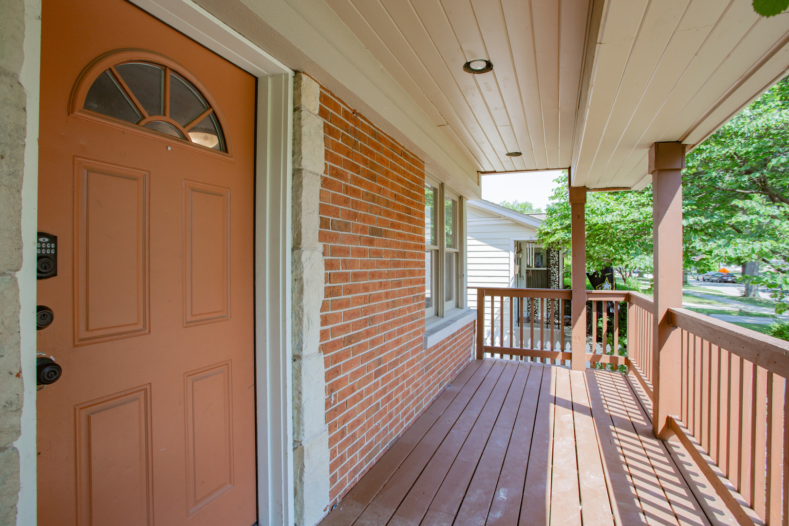 974 Webster Lane, Des Plaines, IL 60016