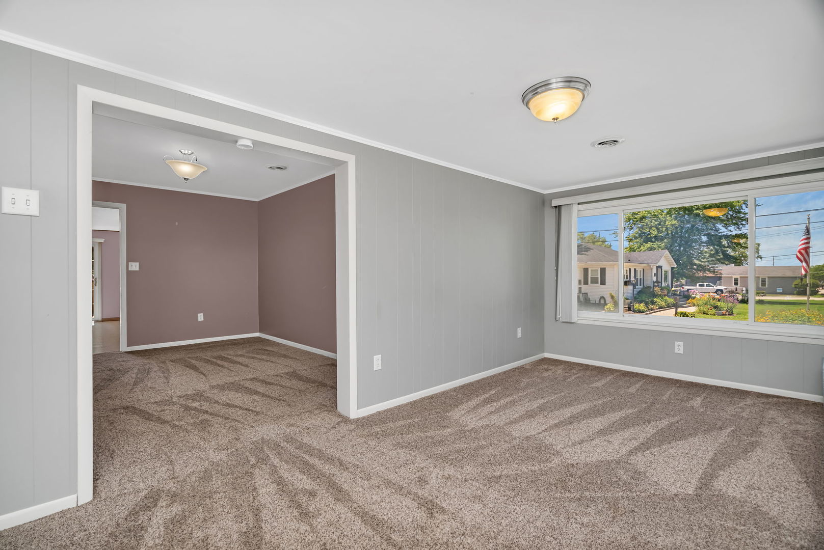 375 W Division Street, Coal City, IL 60416