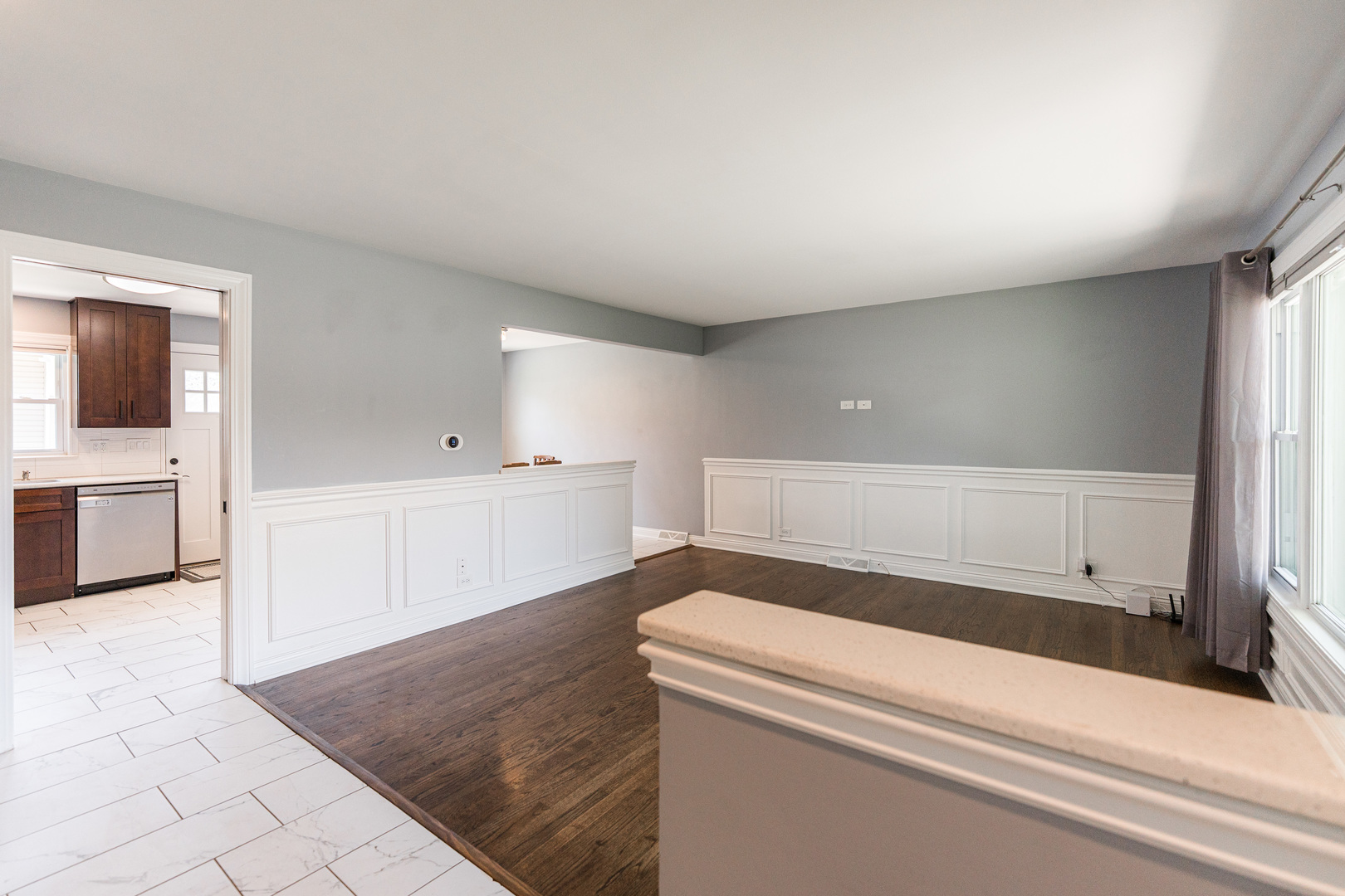 7 N Lincoln Avenue, Addison, IL 60101