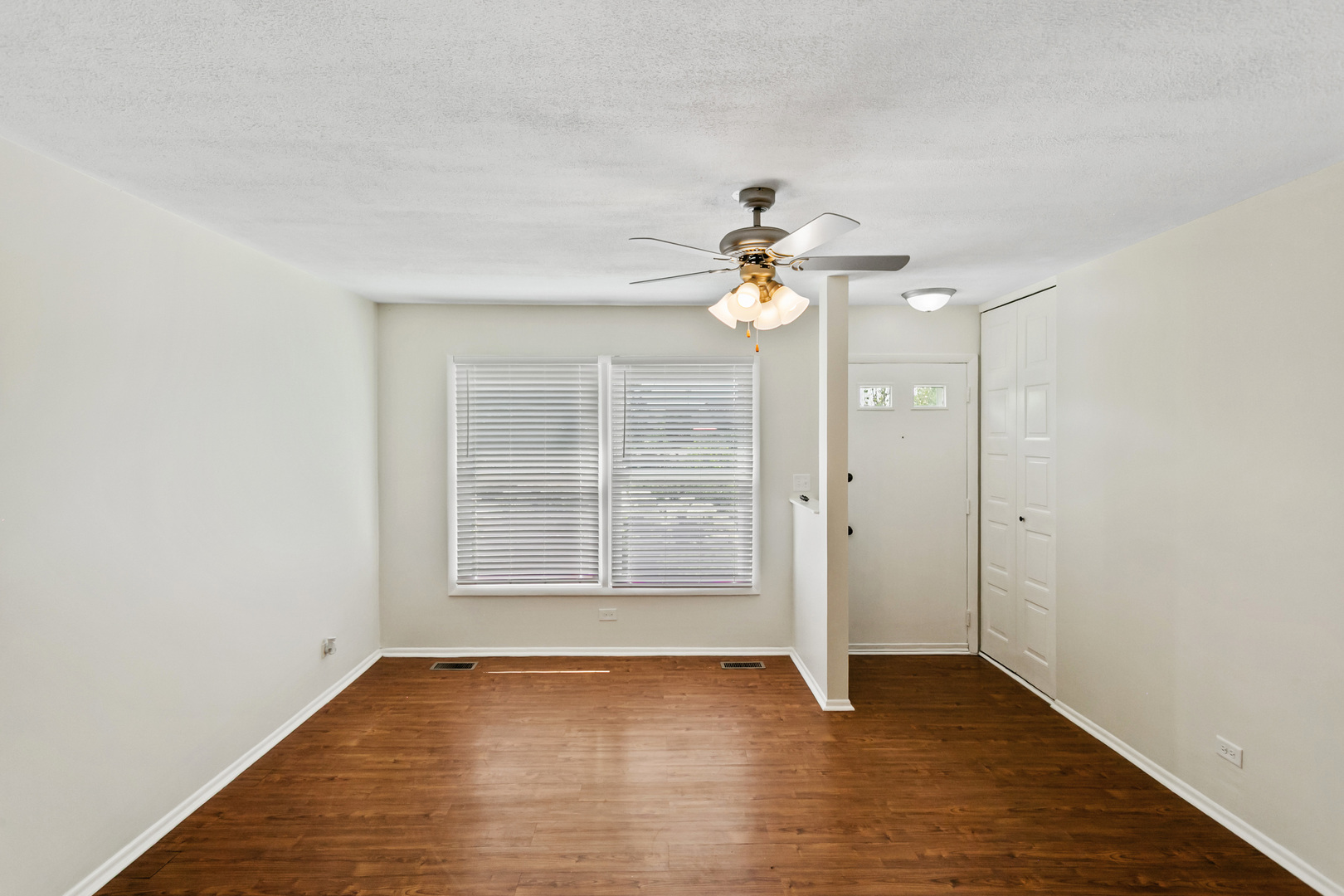 7523 Bristol Lane #A, Hanover Park, IL 60133