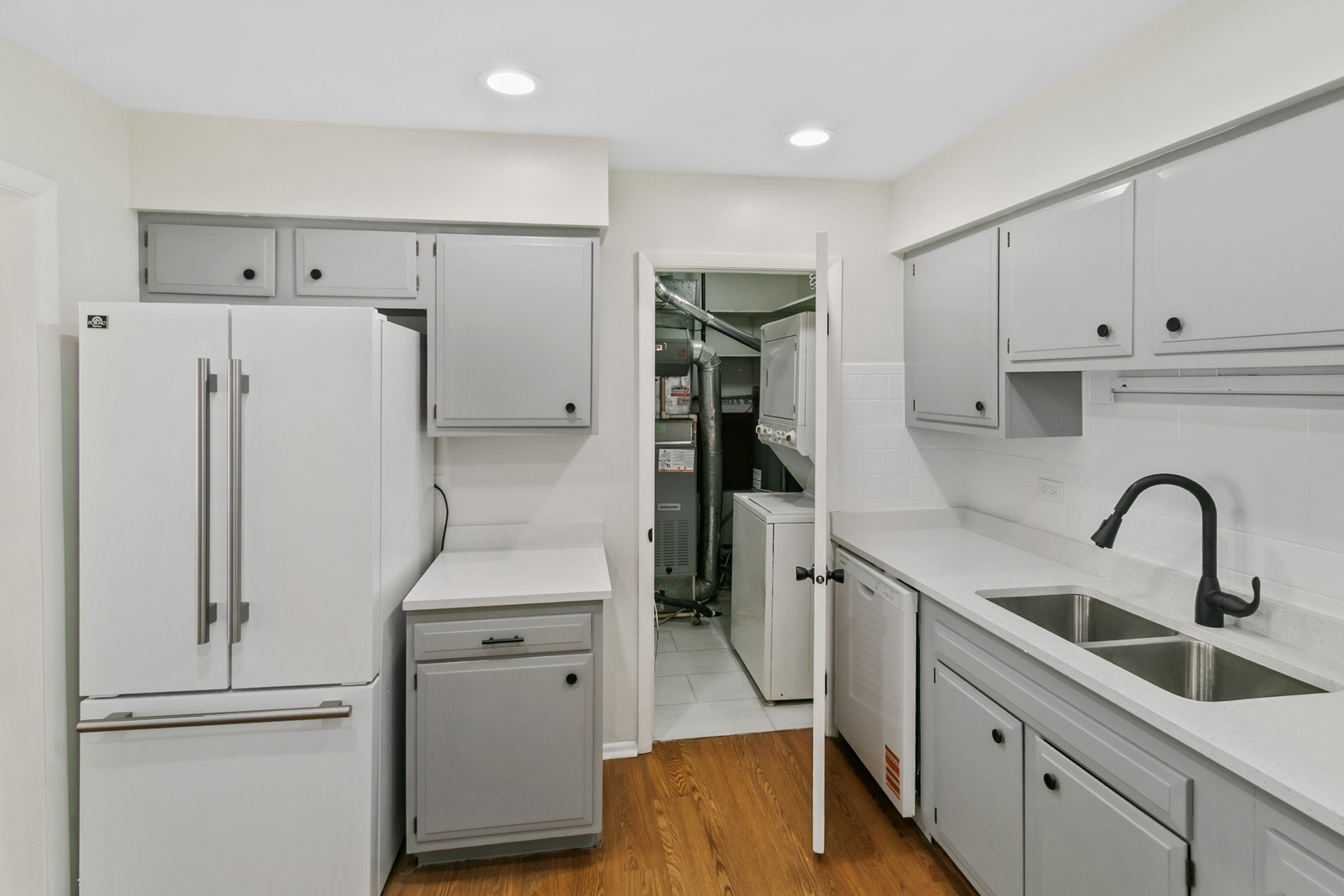 7523 Bristol Lane #A, Hanover Park, IL 60133