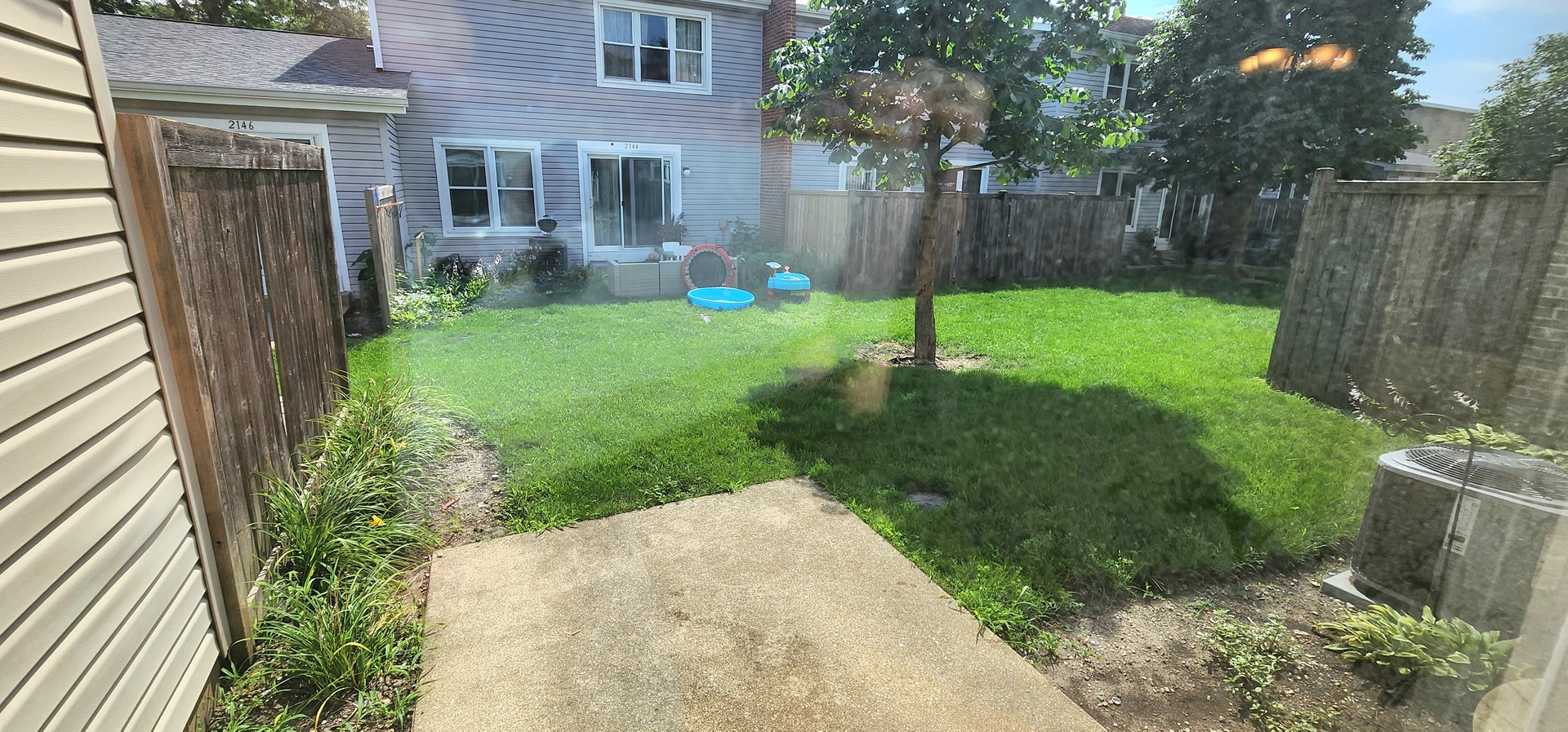 2155 N Abbeywood Court #10-2, Palatine, IL 60074
