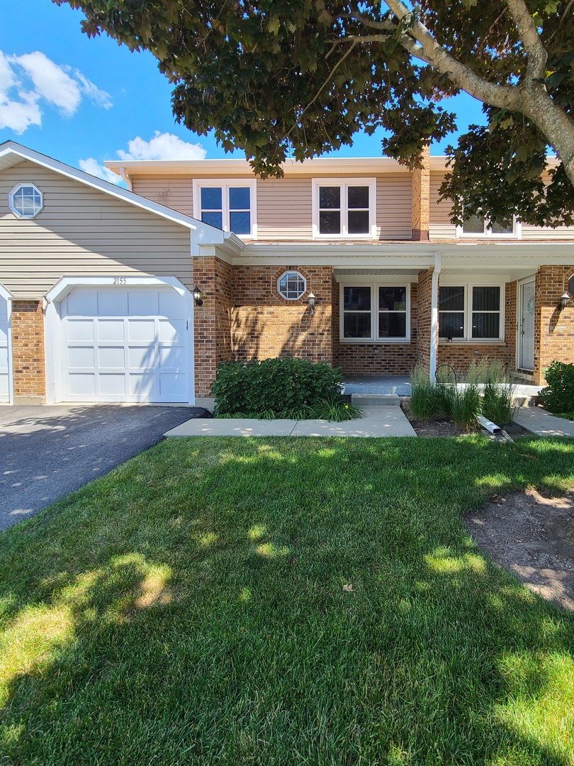 2155 N Abbeywood Court #10-2, Palatine, IL 60074