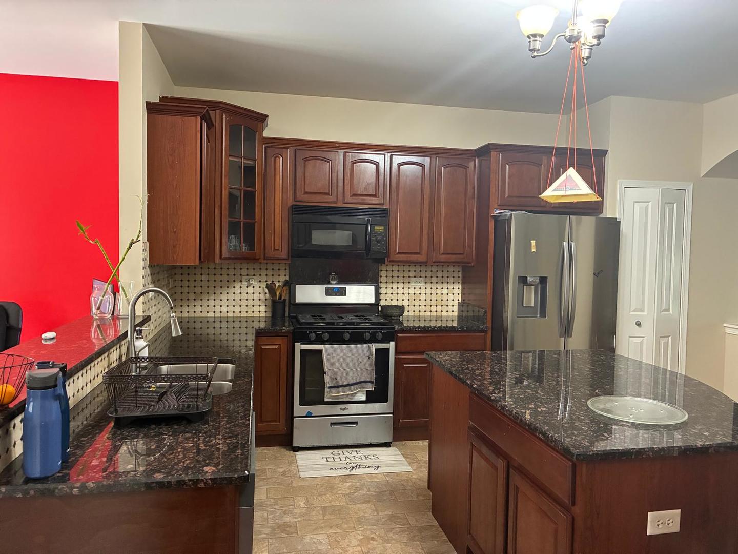 516 GROSVENOR Lane, Aurora, IL 60504