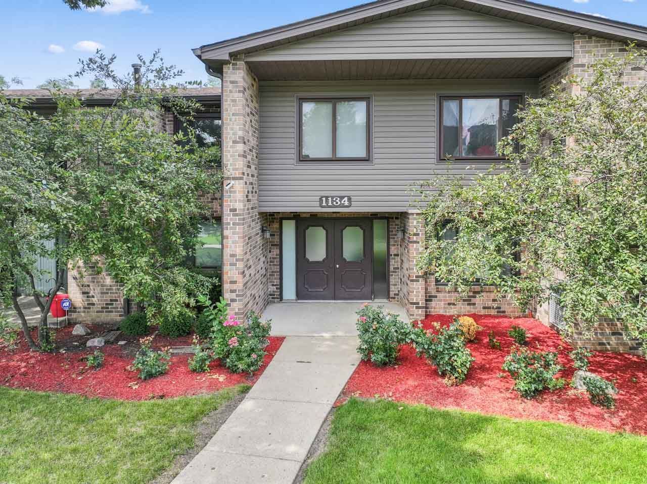 1134 E Randville Drive #1K, Palatine, IL 60074
