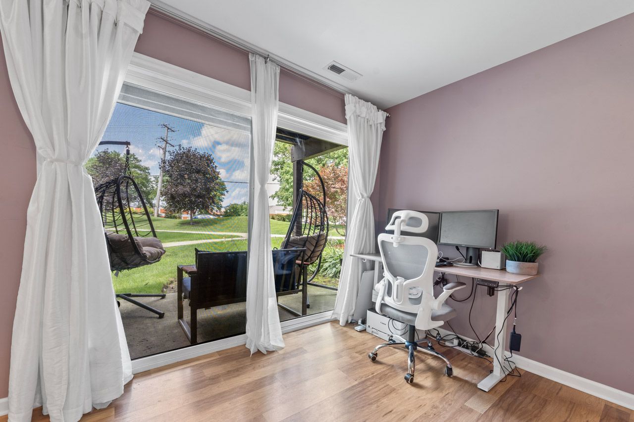 1134 E Randville Drive #1K, Palatine, IL 60074