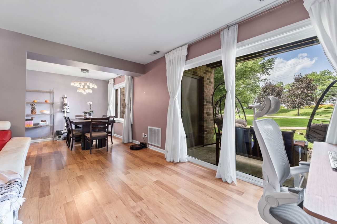 1134 E Randville Drive #1K, Palatine, IL 60074