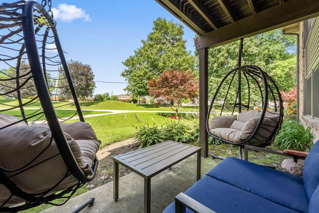 1134 E Randville Drive #1K, Palatine, IL 60074