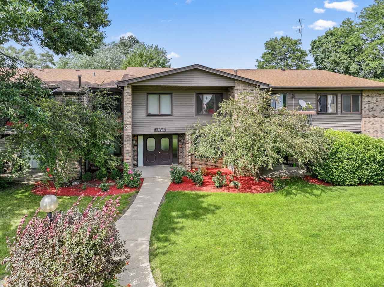 1134 E Randville Drive #1K, Palatine, IL 60074