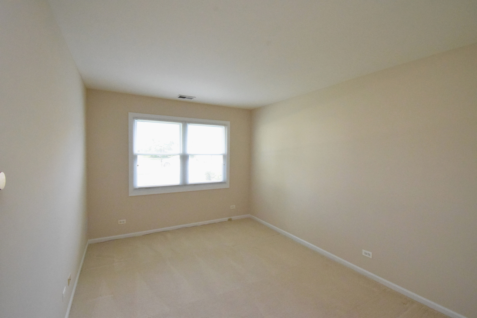 593 Cortland Drive, Lake Zurich, IL 60047
