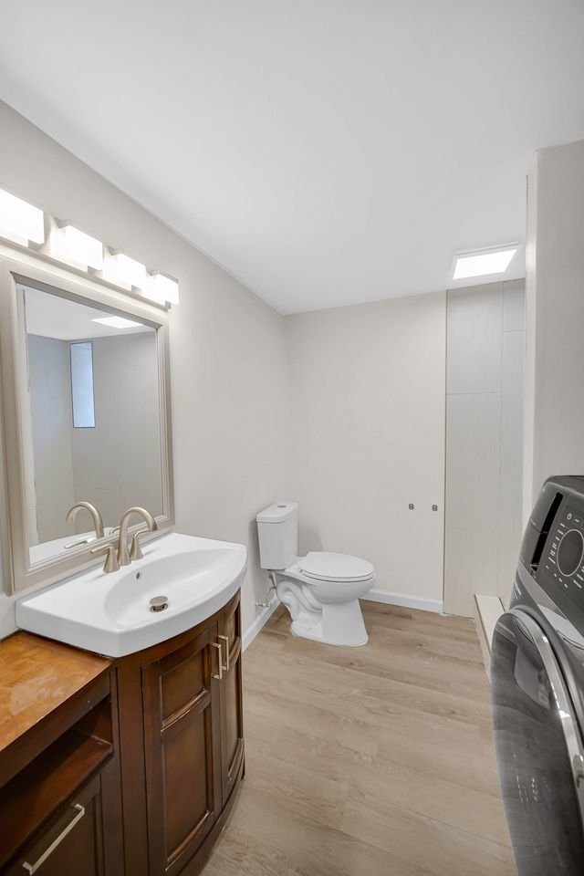 22456 yates Avenue, Sauk Village, IL 60411