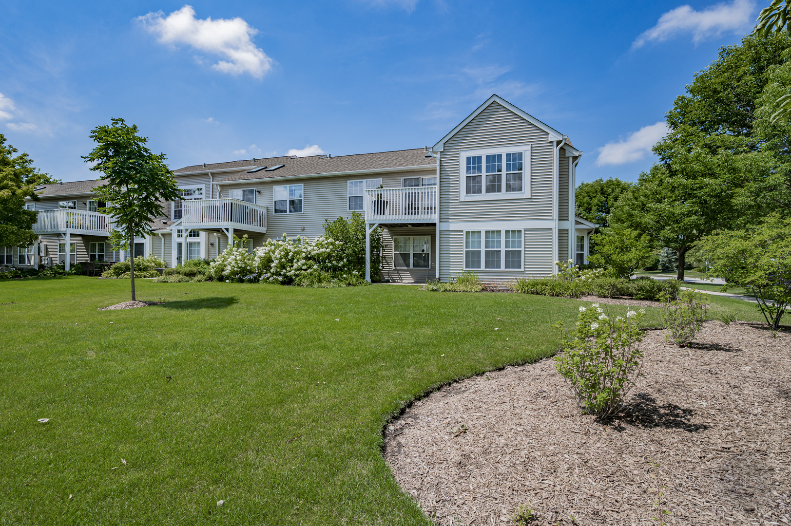 2604 Sheehan Court #204, Naperville, IL 60564