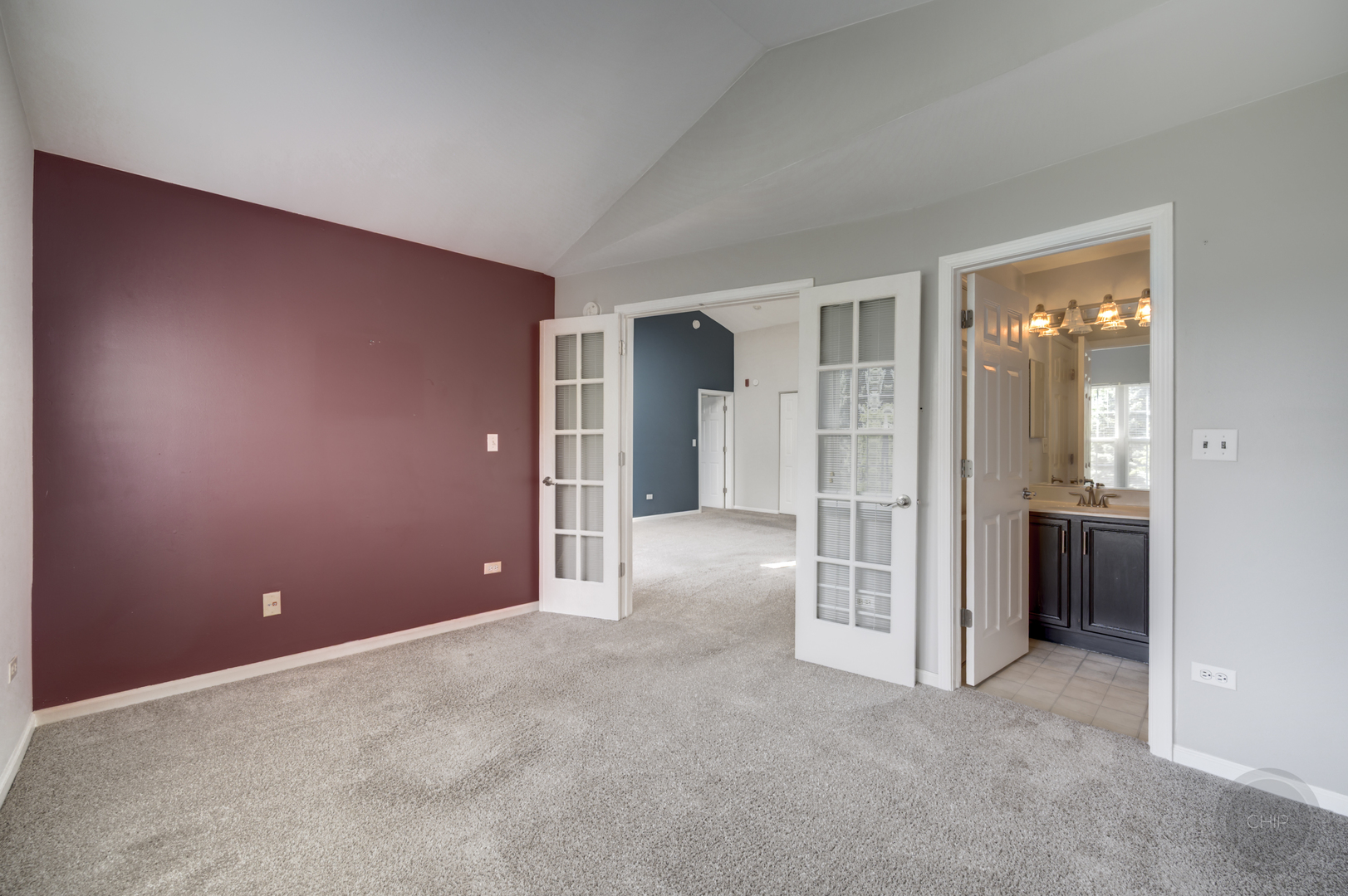 2604 Sheehan Court #204, Naperville, IL 60564