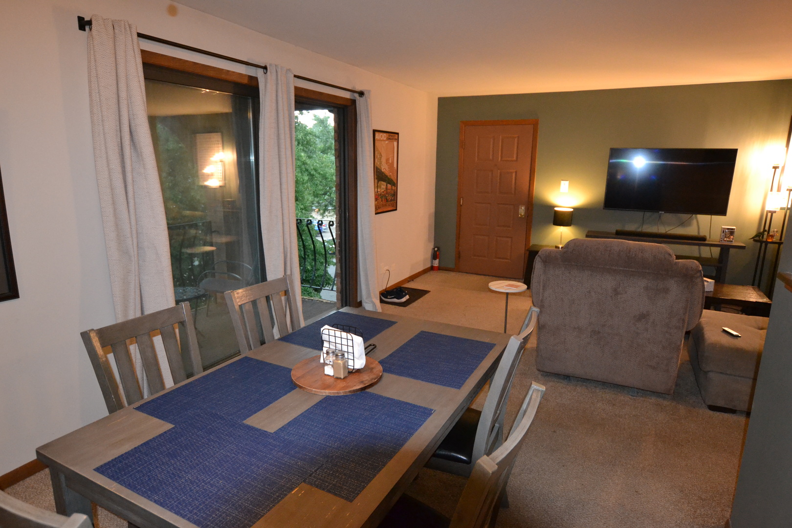 9526 S 53rd Avenue #3N, Oak Lawn, IL 60453