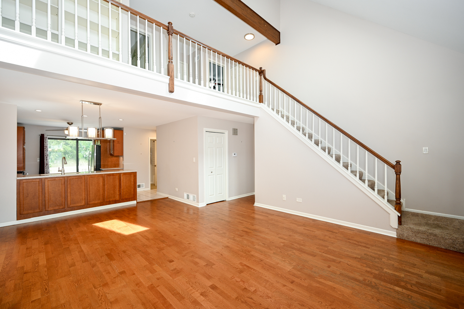 10860 S 84th Avenue, Palos Hills, IL 60465