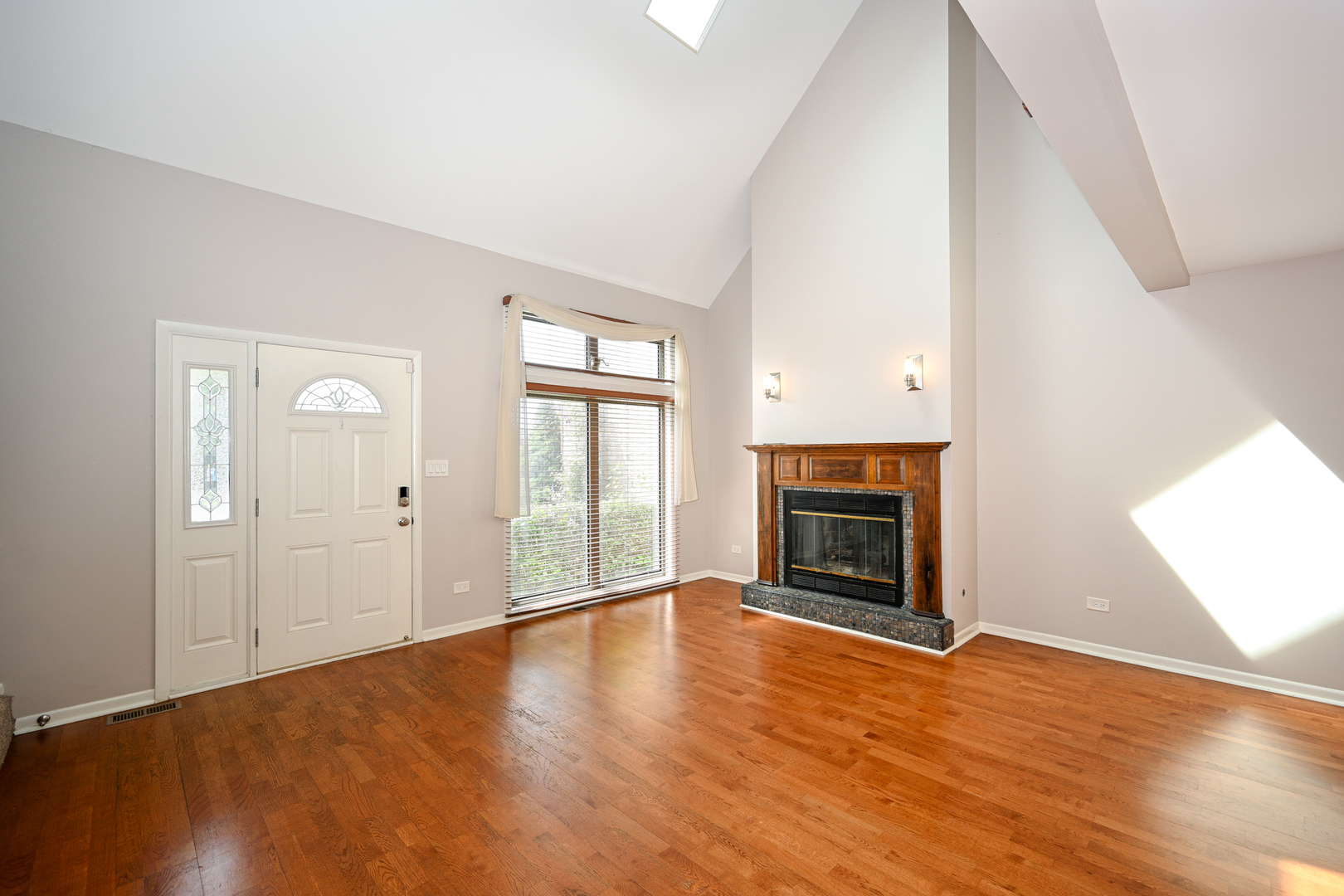 10860 S 84th Avenue, Palos Hills, IL 60465