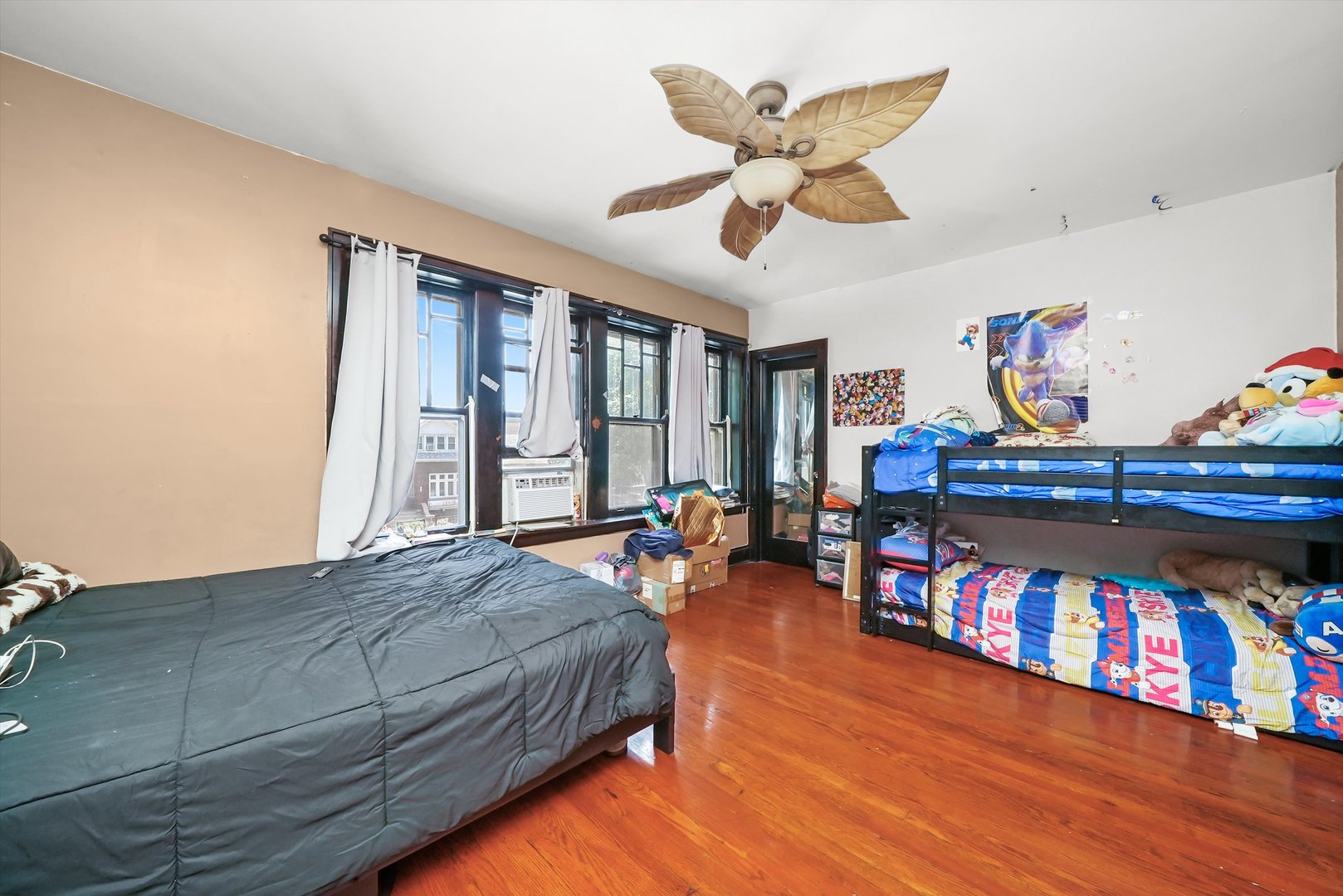 6234 S ALBANY Avenue, Chicago, IL 60629