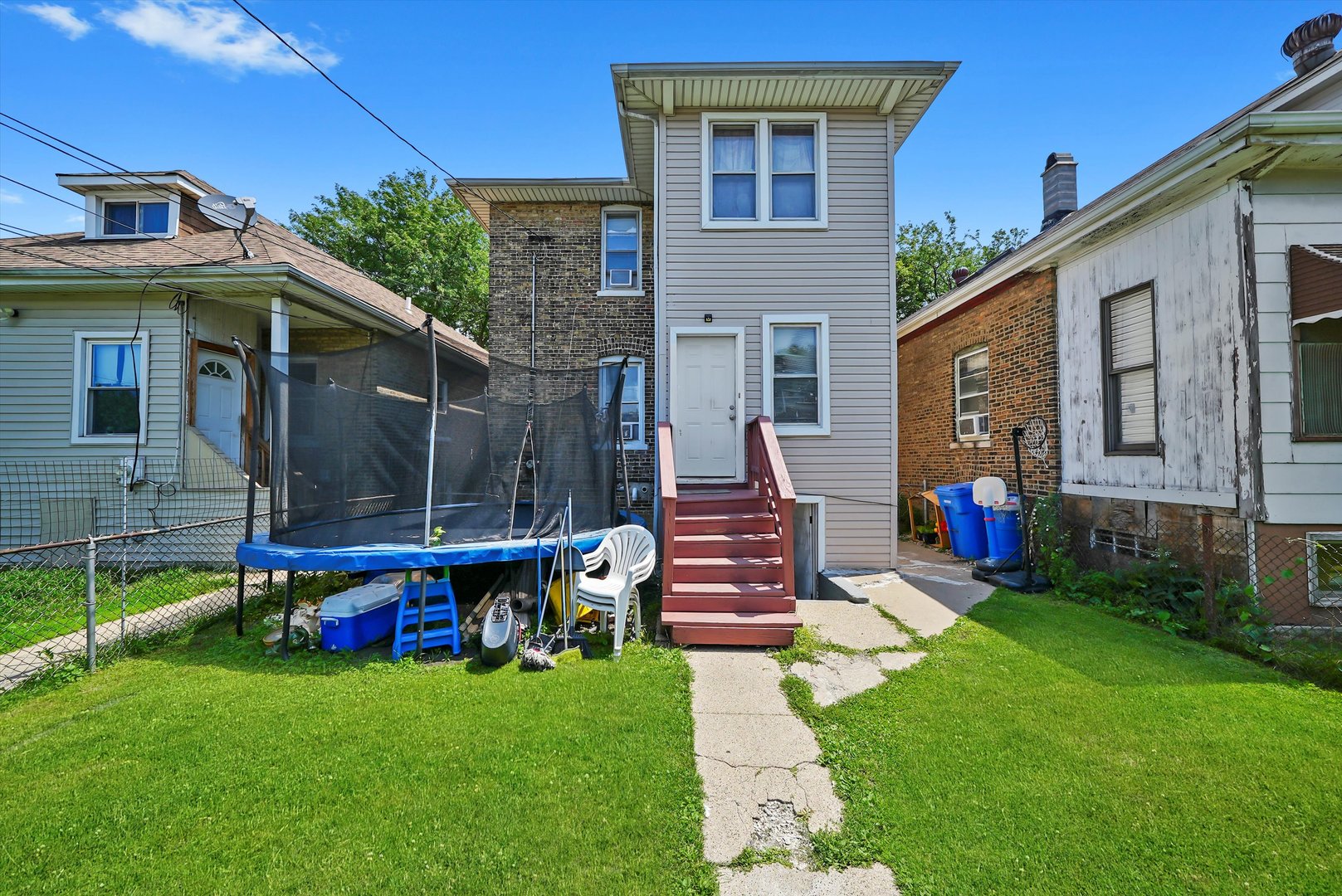6234 S ALBANY Avenue, Chicago, IL 60629