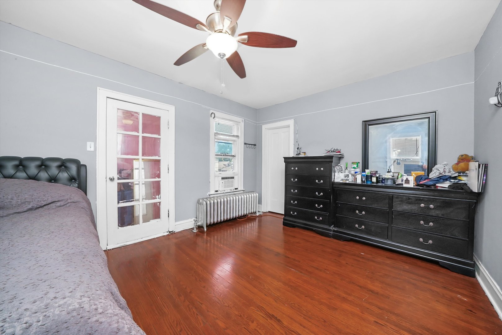 6234 S ALBANY Avenue, Chicago, IL 60629