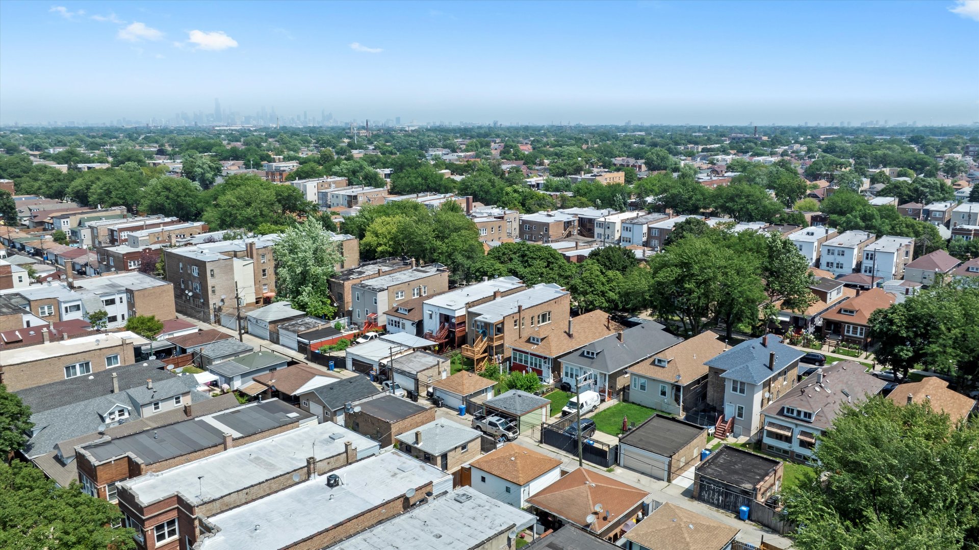6234 S ALBANY Avenue, Chicago, IL 60629
