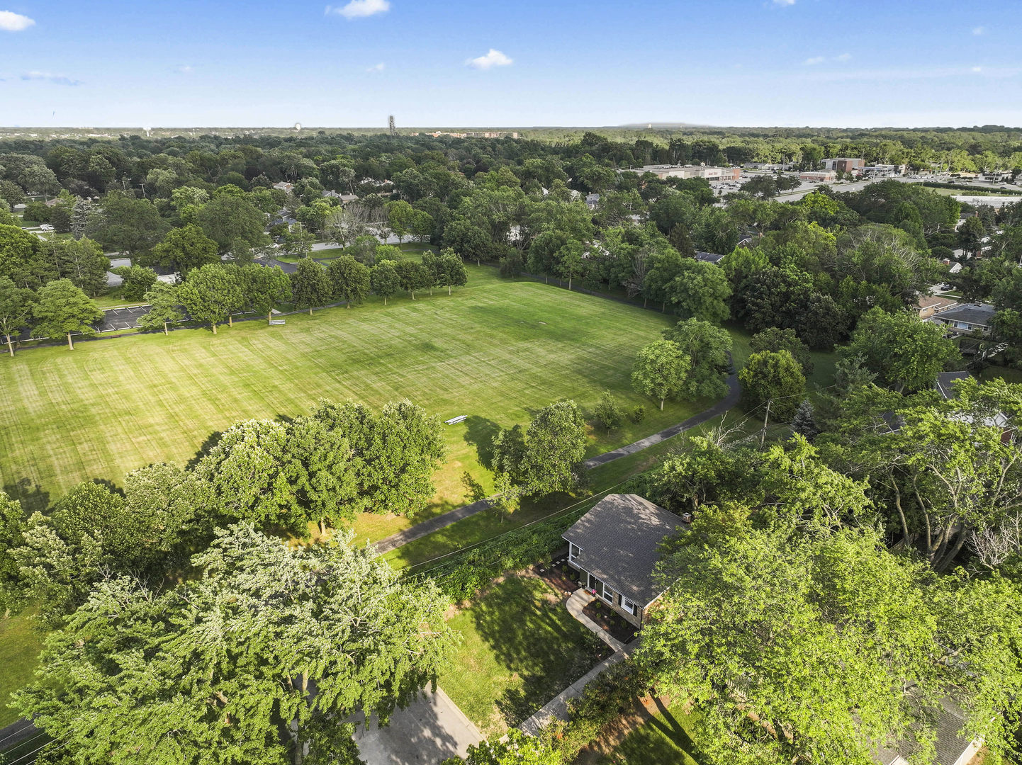 1101 60th Place, Downers Grove, IL 60516