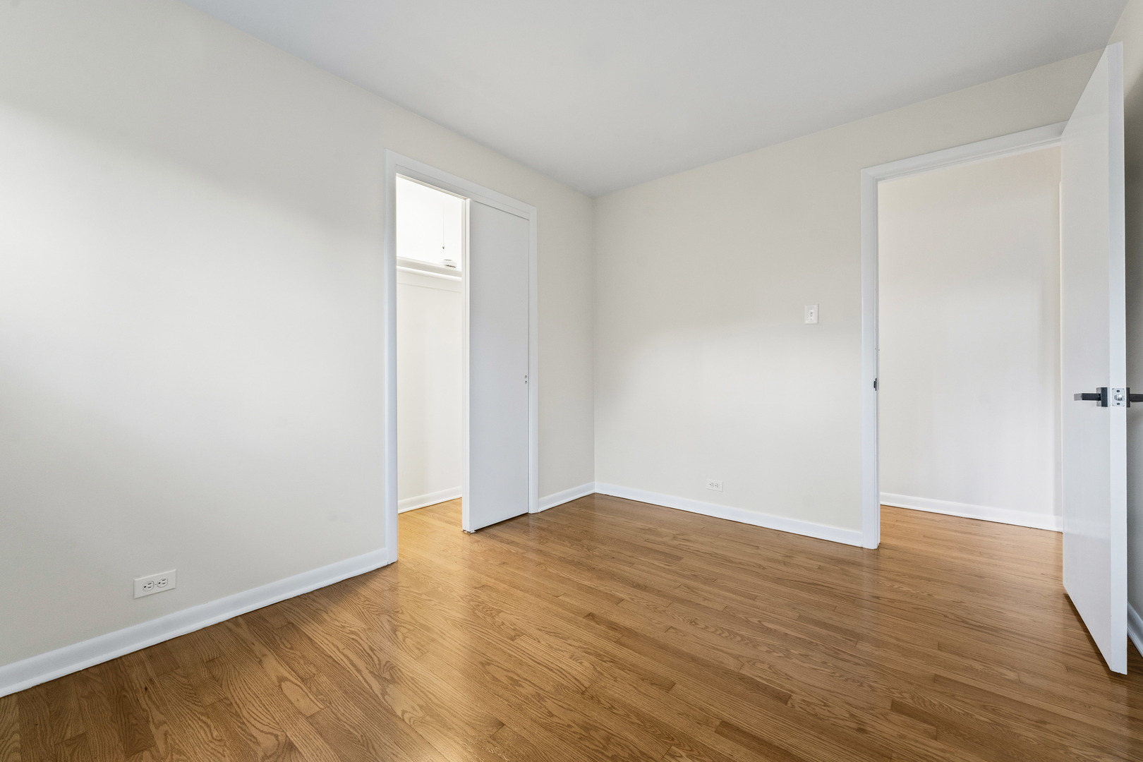 1101 60th Place, Downers Grove, IL 60516
