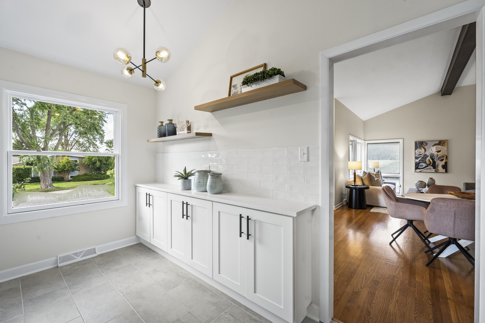1101 60th Place, Downers Grove, IL 60516